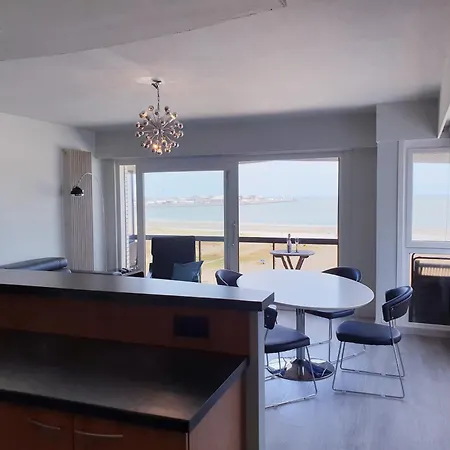Seastay - Vernieuwde Badkamer En Interieur Living